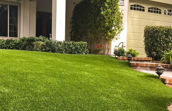 A Guide to Obtaining Realistic Artificial Grass 