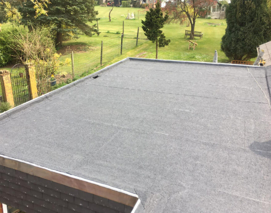 5 Essential Tips to Prevent Problems with Flat Roofs